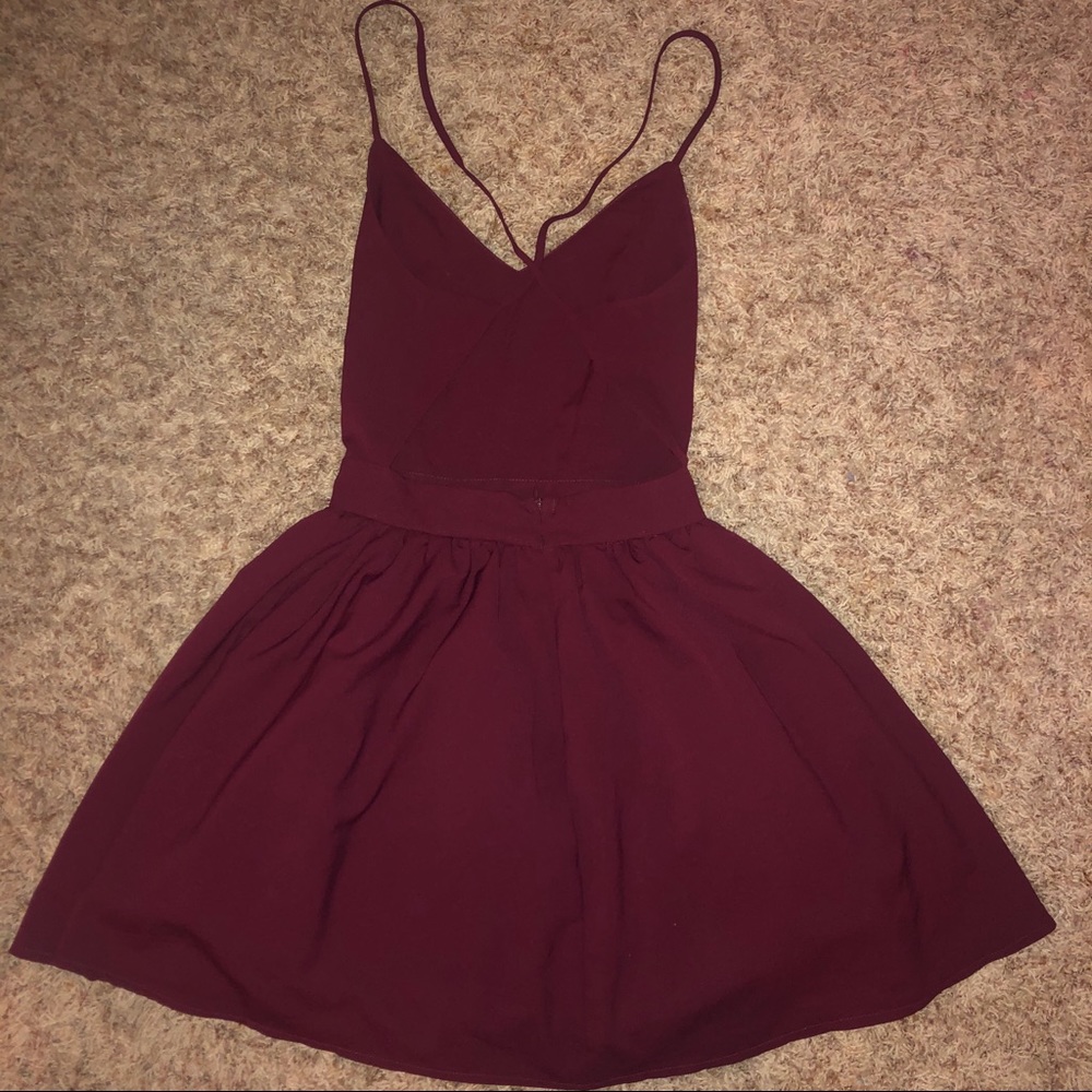 Beautiful TOBI maroon dress BACKLESS
